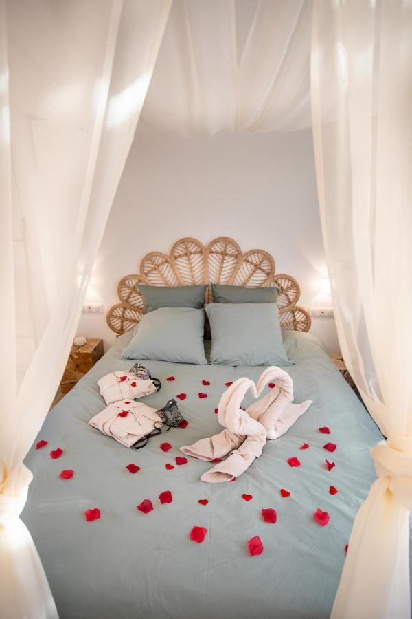 Lovina Chambre De Charme Avec Jaccuzi Velaux Buitenkant foto