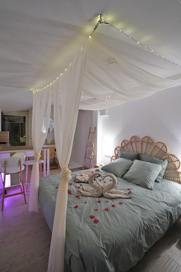 Lovina Chambre De Charme Avec Jaccuzi Velaux Buitenkant foto